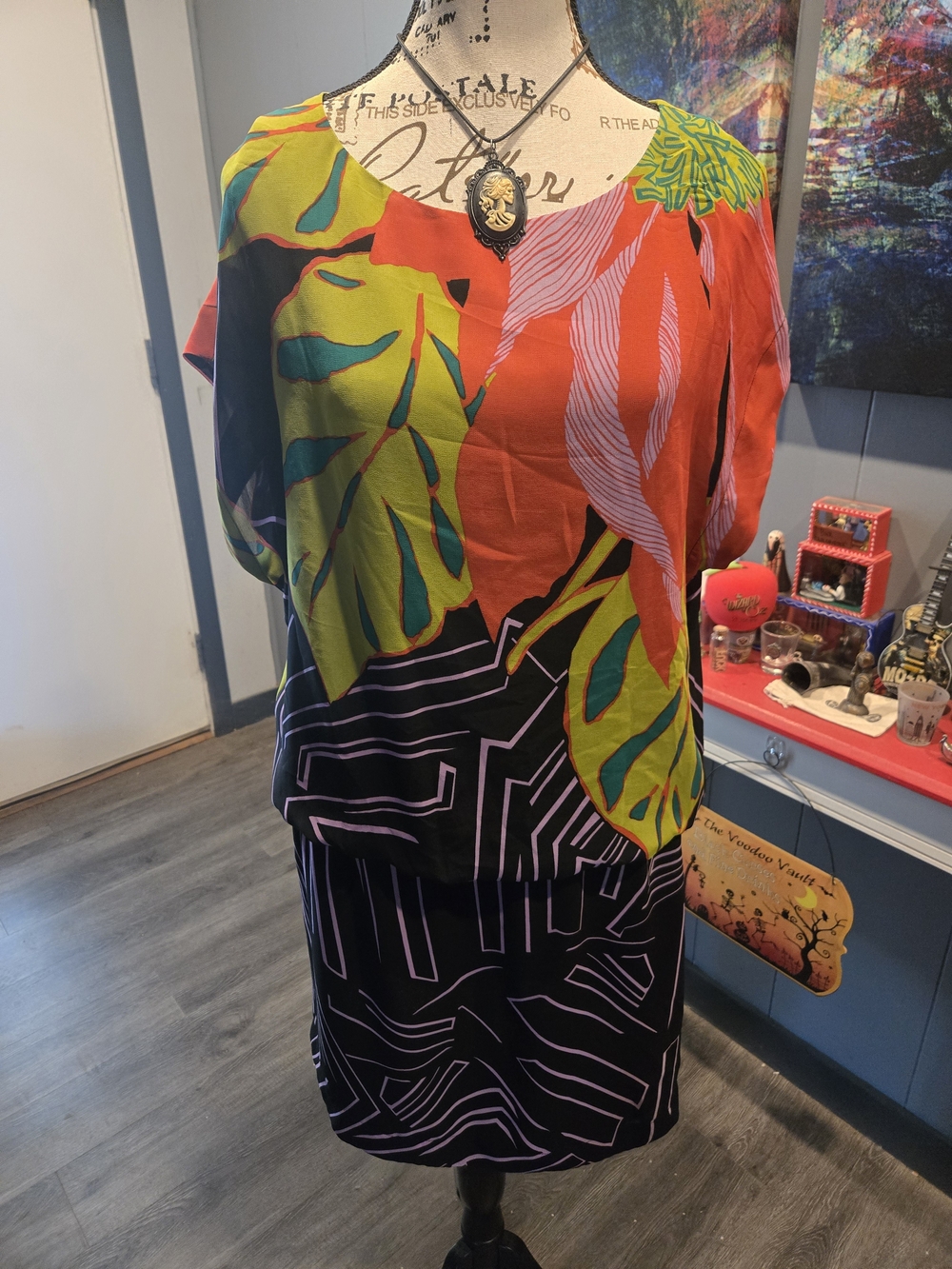 Nine West Rainforest Print Tunic Dress. Bold Resort Design... Size 6. Like New!